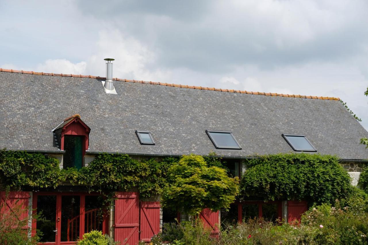 La Maison Jaune A La Janaie Parigné Eksteriør billede